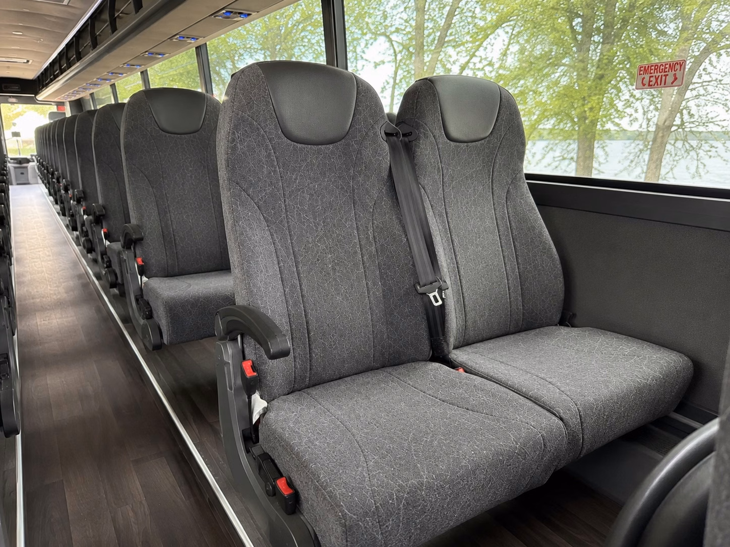 corporate event bus rentals in woodbridge