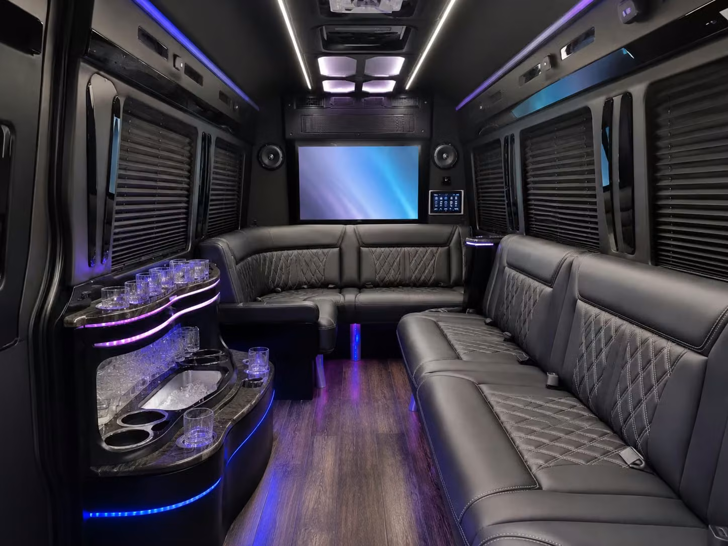corporate group airport transfers for woodbridge s business community
