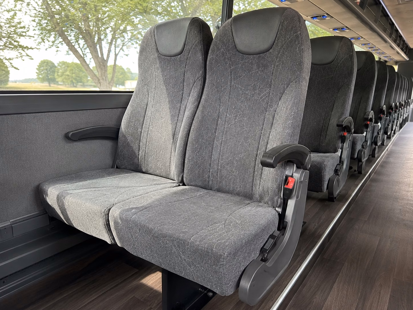 minor league baseball and local sporting event bus rentals near woodbridge