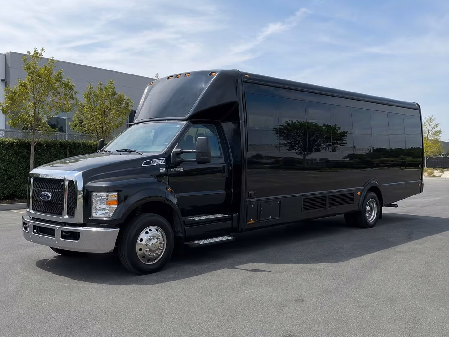 woodbridge prom party buses arrive in style at your venue